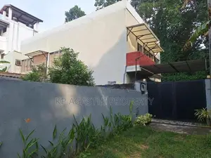 2st upstairs luxury house for sale in kotte