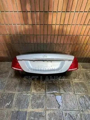 Genuine S AMG S400 2017 dicky bootlid door light