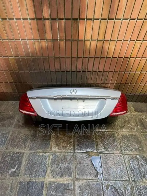 Genuine S AMG S400 2017 dicky bootlid door light