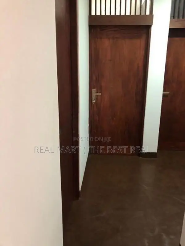 Rajagiriya : 4 A/C BR (14.4P) House for Sale at Higgahawatte