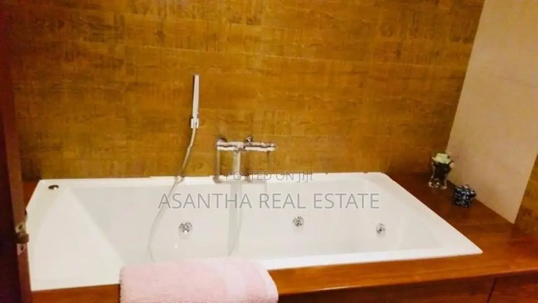 (AF541) 02 Storey House with 22P Sale in Battramulla