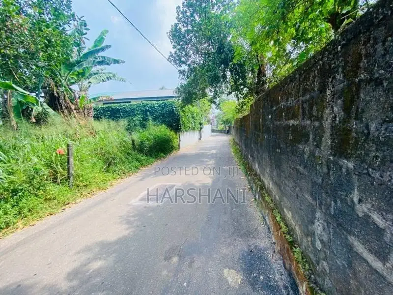 8.5P Superb Land – Walking Distance to Battaramulla Town