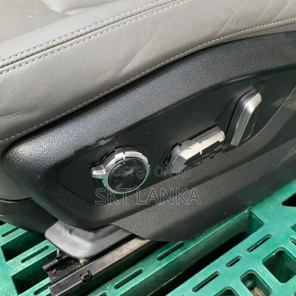 Genuine Audi Q7 S Line 2017 Front Electric Leather Seats Grey