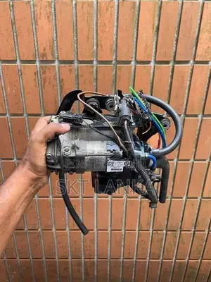 Genuine BMW 7 Series 740e Air Suspension Compressor Tank