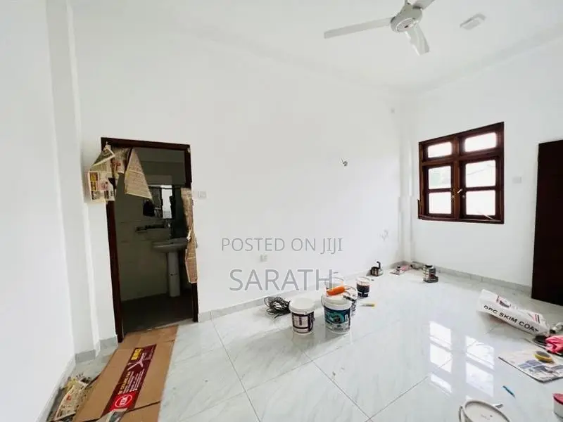Luxury Brand New House Sale Athurugiriya