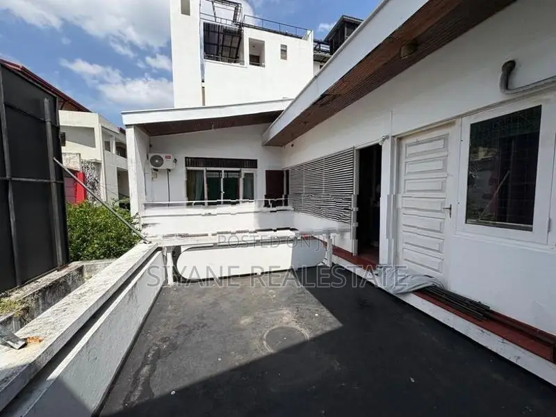 Luxury House for Sale in Colombo 7