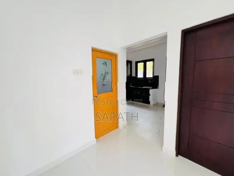 Well Build Brand New House In Talawatugoda