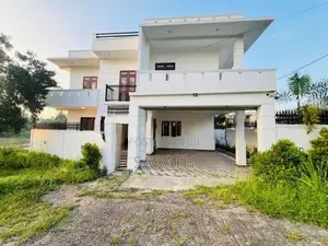 Brand New 3 Storied House Sale Athurugiria