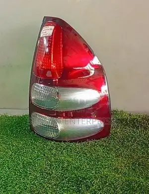 Toyota Landcruser Prado FJ120 Tail Light Rh