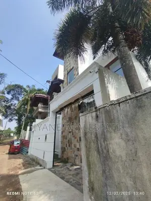 Luxury House for Sale in Piliyandala