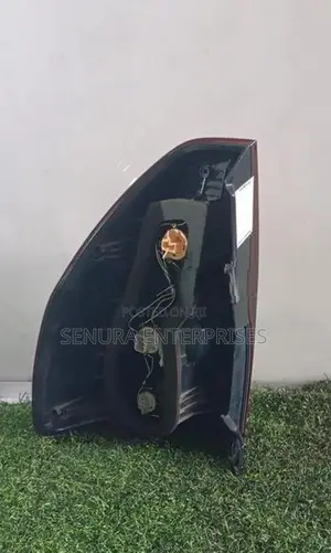 Toyota Landcruser Prado FJ120 Tail Light Rh