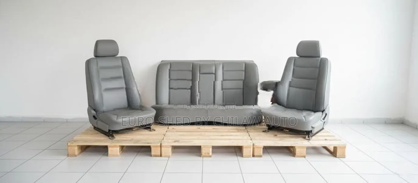 Mercedes BENZ E220 W124 Seats