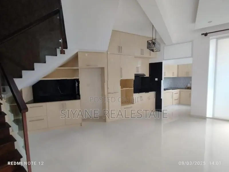 Luxury House for Sale in Battaramulla