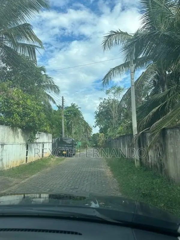 Bare Land Nugegoda