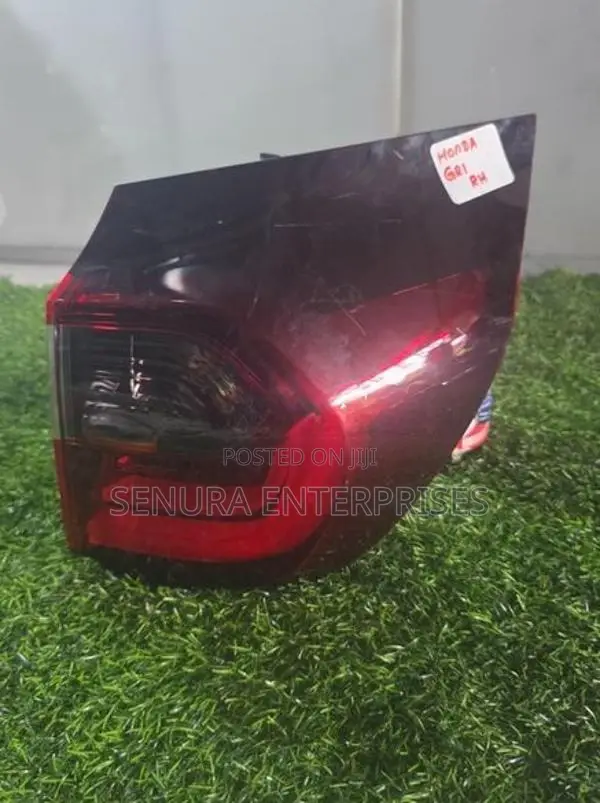 HONDA FIT GR1 TAIL LIGHT RH