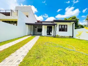 Well Build Brand New House Sale Athurugiriya