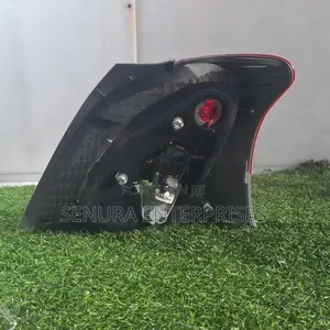 TOYOTA YARIS KSP90 TAIL LIGHT RH