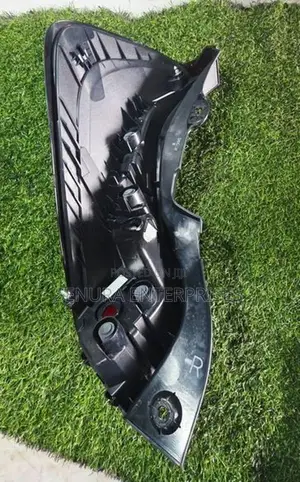 TOYOTA AQUA MXPK10 TAIL LIGHT