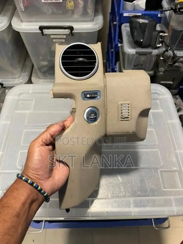 Genuine Land Rover Discovery 4 2015 Dash Ac Vents with Trim