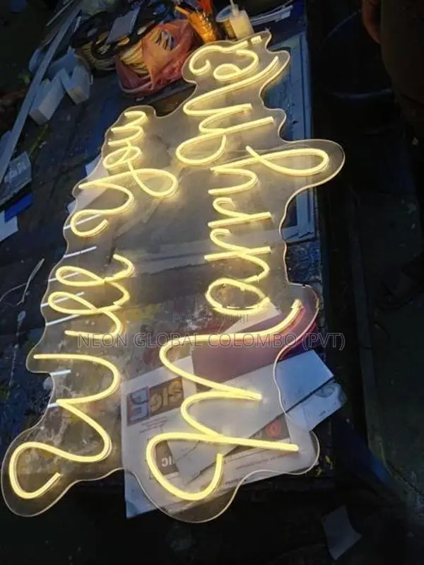 Neon - Modern Light. Vintage Soul. Your Event.