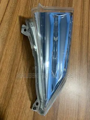 Nissan Leaf Right Side Head Light Garnish
