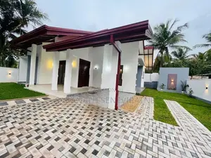 Brand-New Modern Single House - Walpitamulla Dewalapola Minuwangoda