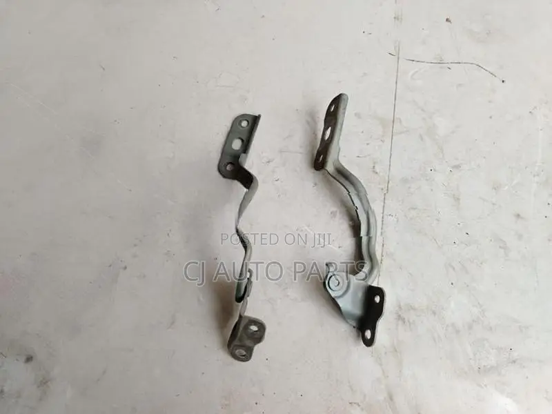 Suzuki Spacia MK42 Bonnet Hingers