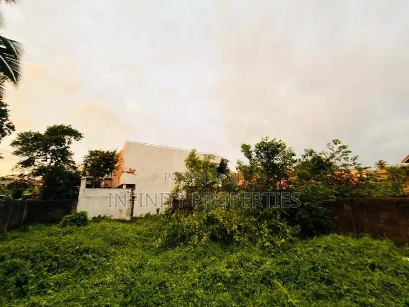 (AFA826) 8.6 P + = 17.2 Land Sale At Nugegoda