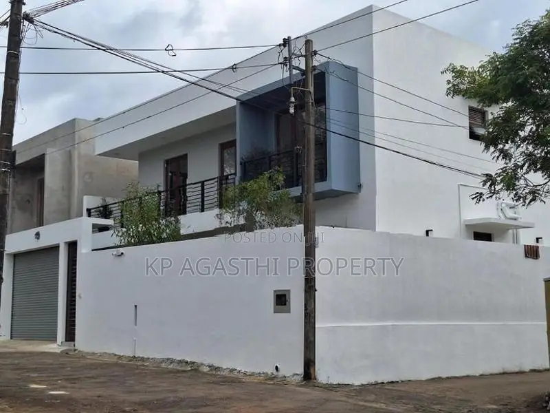 kottawa luxury property for sale