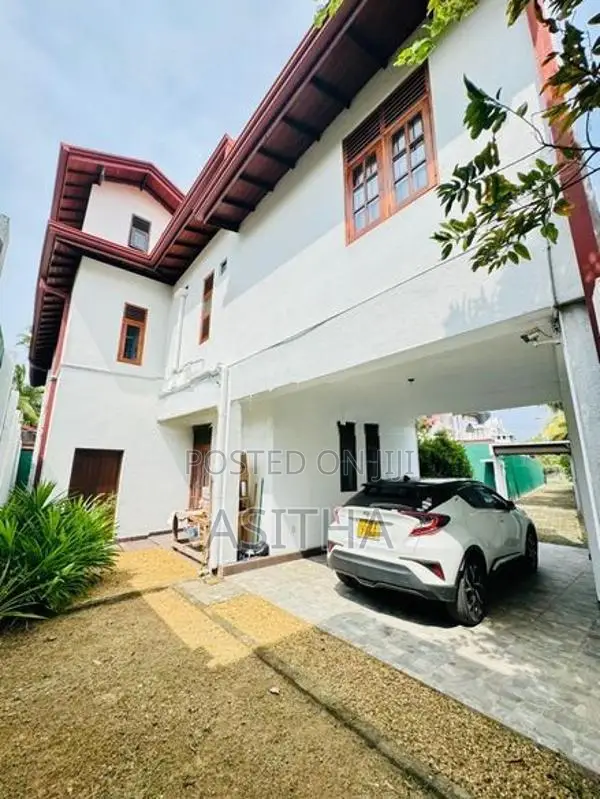 අනර්ඝ දෙමහල් නිවස පචස් 25 සමග මහරගම