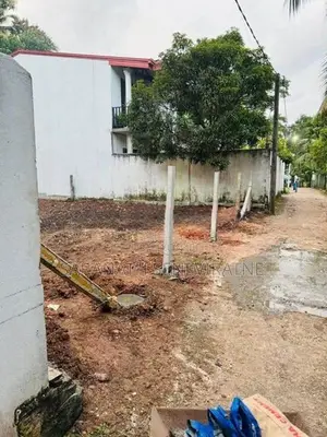 Bare Land in Kiribathgoda Makola