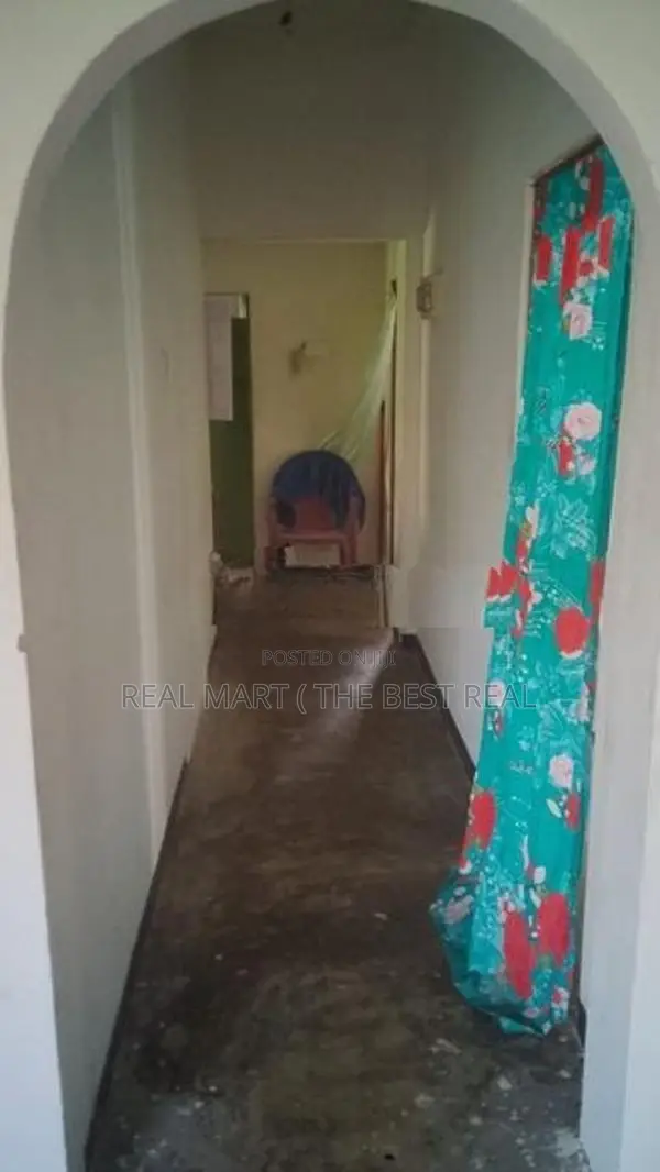Horana : 3BR (12 perches) House for Sale at Midellamulahena