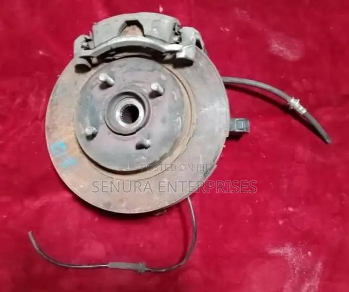 Nissan Note E12 Front Hub
