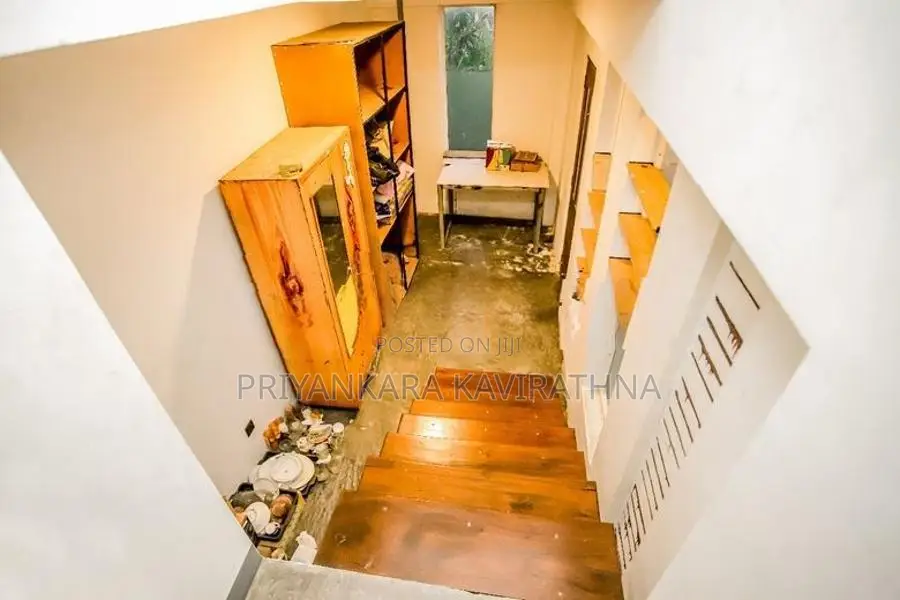 Architecture Designed Luxury House in Peradeniya