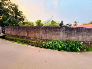(AFA826) 8.6 P + = 17.2 Land Sale At Nugegoda