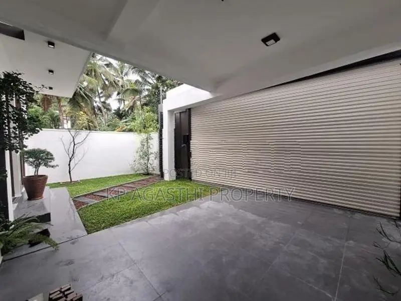 Newly Built for Sale in Nawala Kanda Watta Road