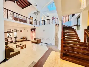 අනර්ඝ දෙමහල් නිවස පචස් 25 සමග මහරගම