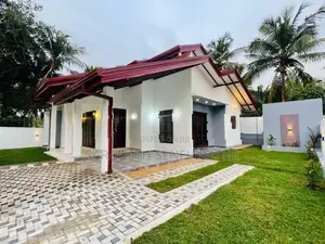 Brand-New Modern Single House - Walpitamulla Dewalapola Minuwangoda