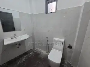 4 Story Commercial Building For Rent in Piliyandala Town