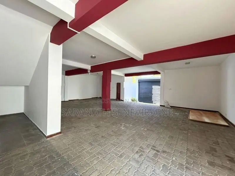 4 Unit Apartment Complex in Athurugiriya