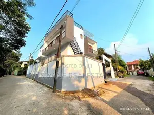Brand New House for Sale in Thalawathugoda