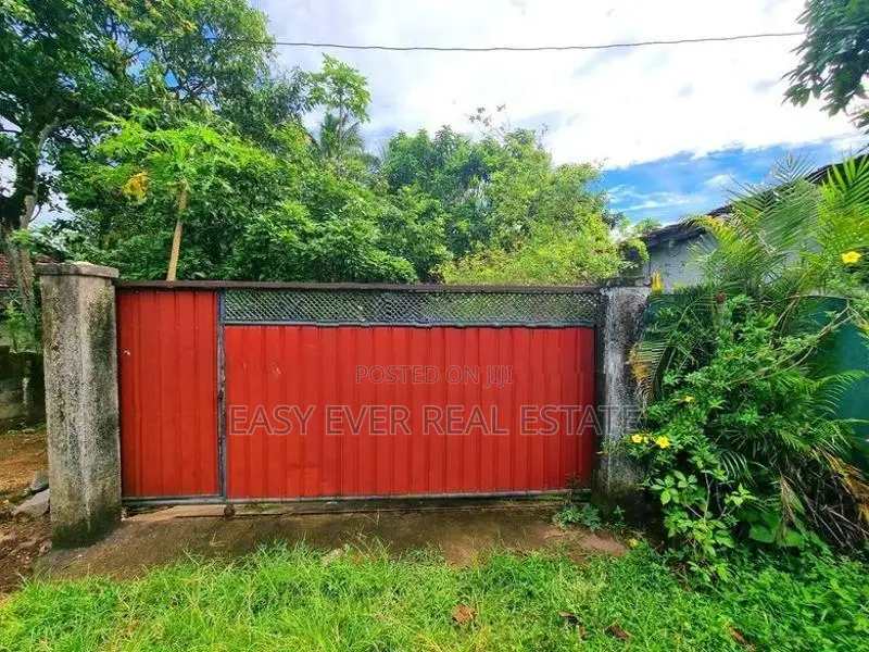Land for Sale in Gampaha