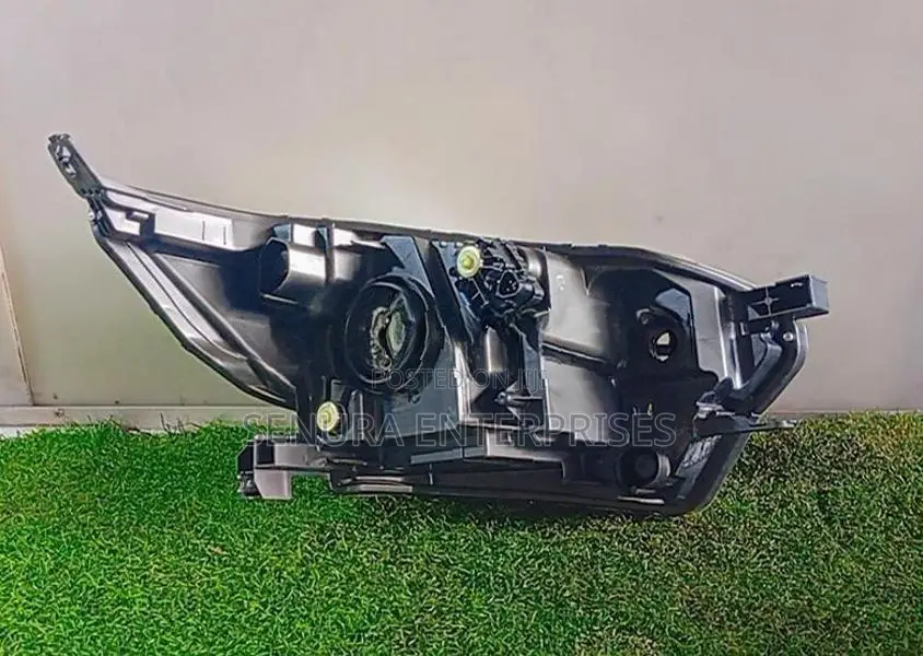 NISSAN ROOX B44A HEAD LIGHT LH