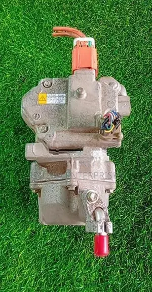 Toyota Aqua NHP10 Ac Compressor