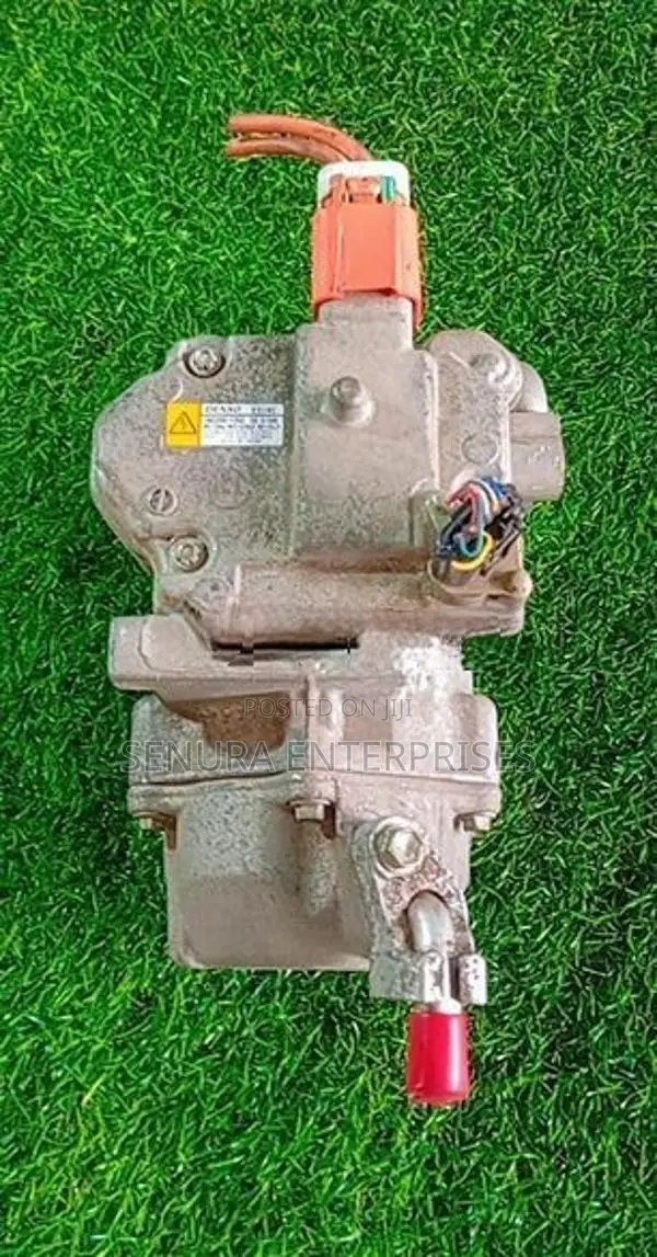 Toyota Aqua NHP10 Ac Compressor