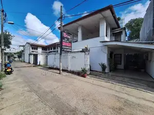 colombo 6 havelock city house/ hotel for sale