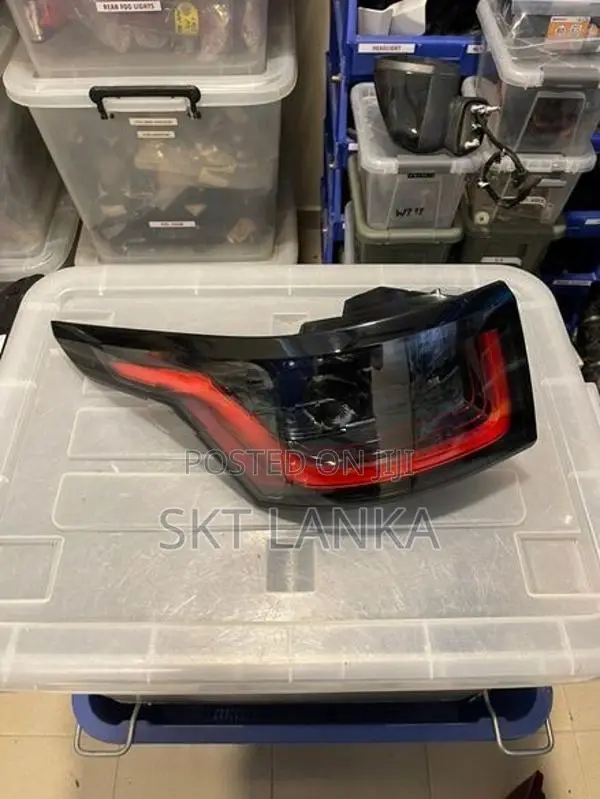 Genuine Range Rover Sport Facelift 2019 passenger rear LED light