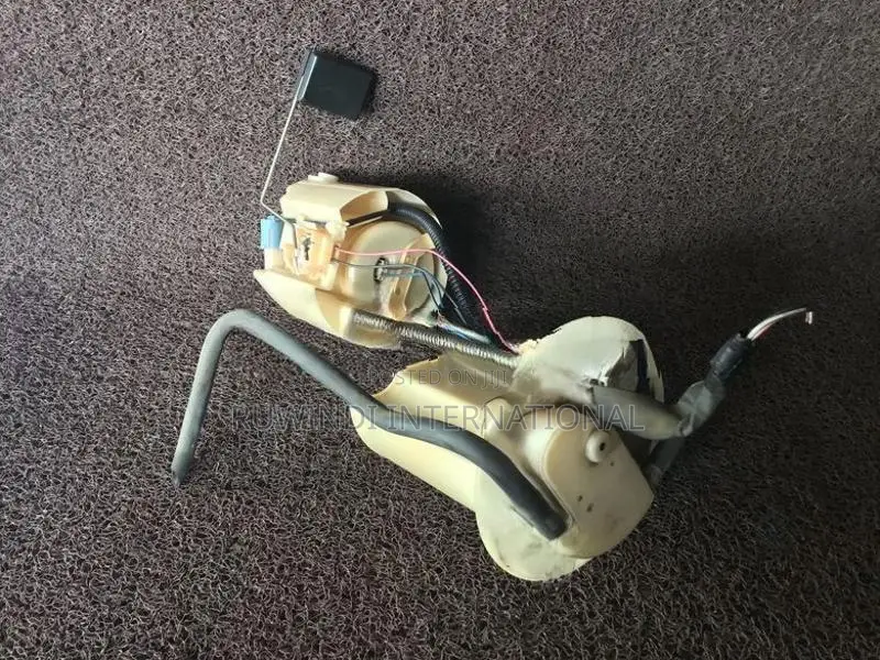 Toyota Belta Scp92 Petrol Floater
