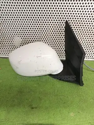 Nissan Wingroad Y12 Side Mirror Rh