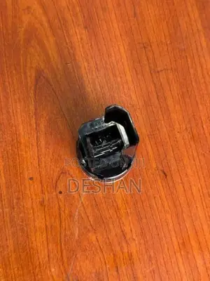 Toyota roomy push start button